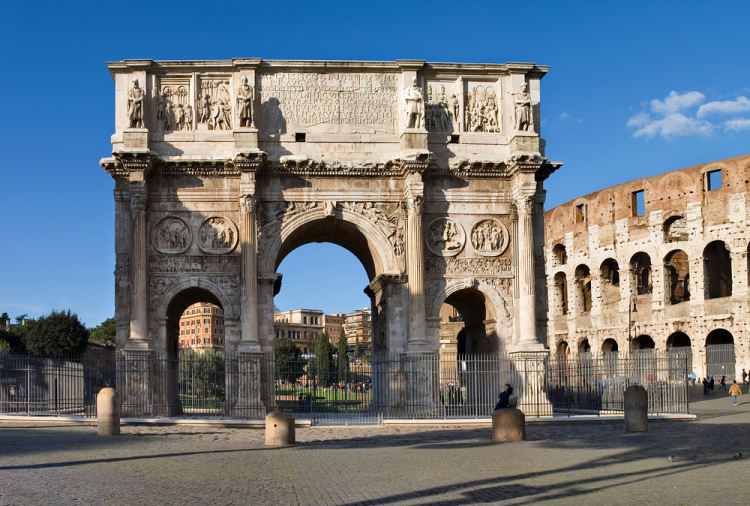 Konstantinův oblouk, Řím
