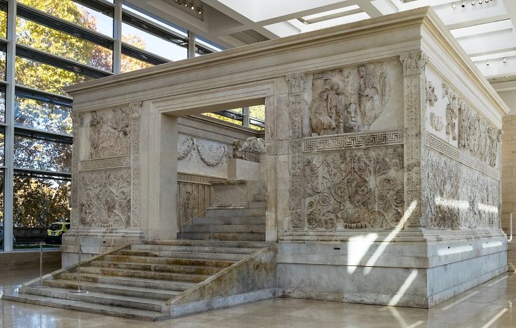 Ara Pacis, památník v Římě