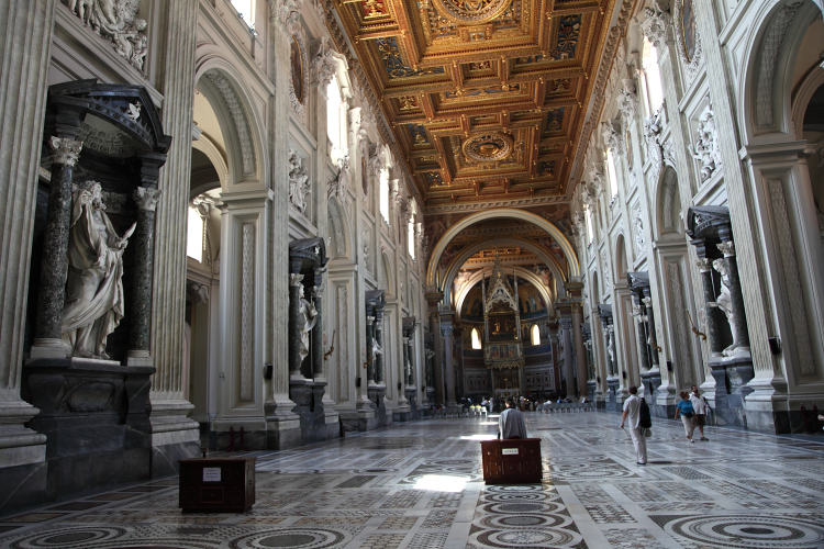 Basilica di San Giovanni in Laterano, Řím